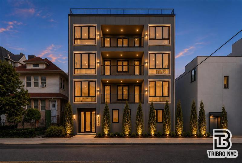 Farragut Residences building