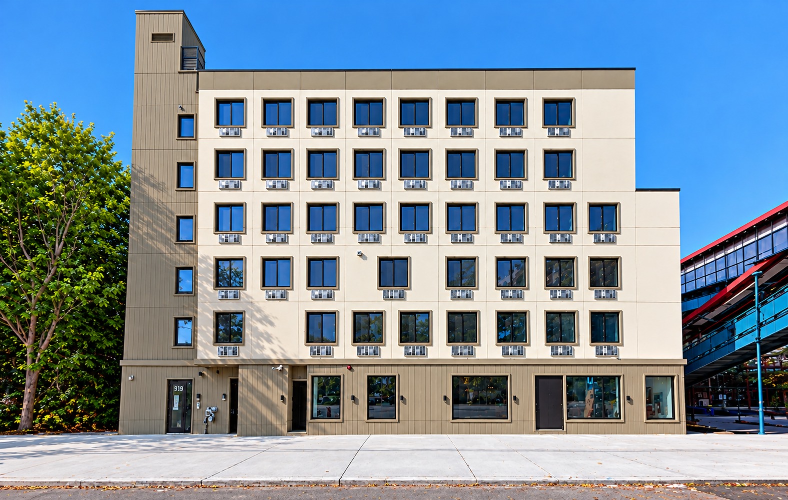 919 Freeman Street Apartments building